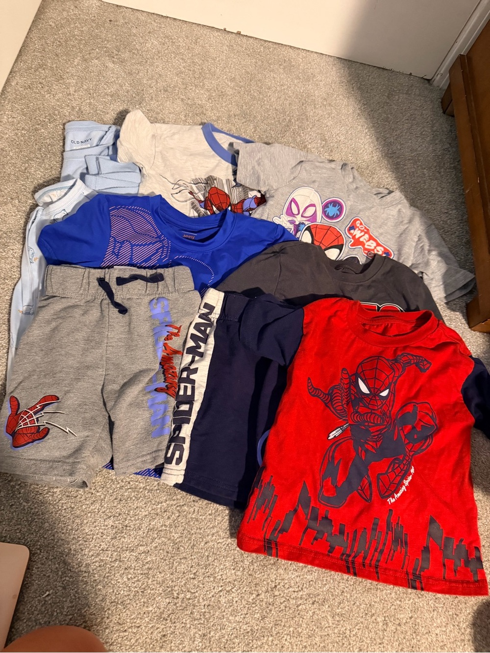 Boys Spider-Man Shirt & Shorts Lot/assorted clothing- Red, Blue, Gray